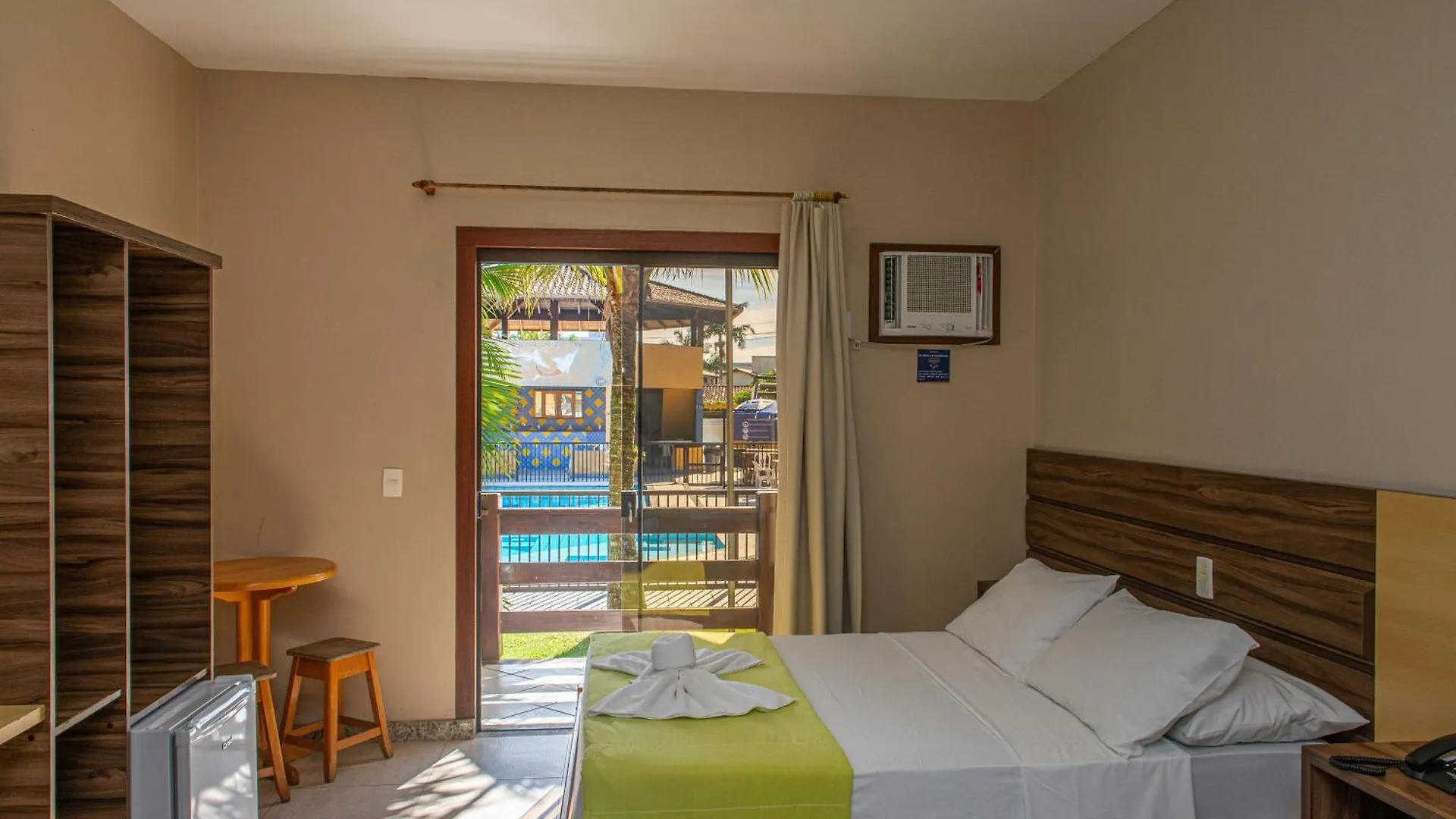 Pousada Basfak Praia Garopaba Hotel